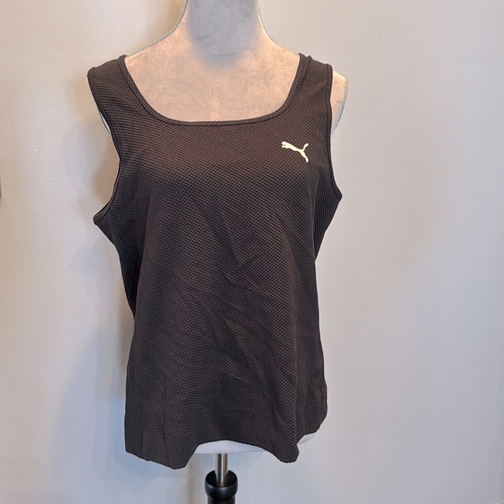 Puma women’s slim fit black textured tank top NWT XL